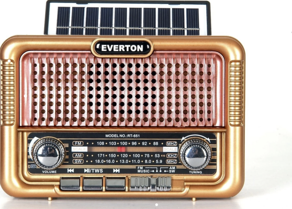 Güneş Enerjili Nostaljik Radyo B651