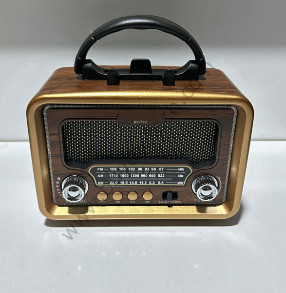 Nostaljik Radyo B758